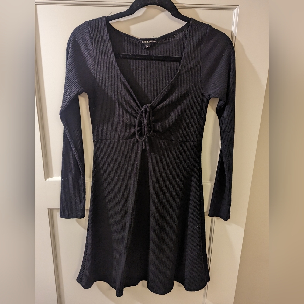 Billabong black mini dress size medium